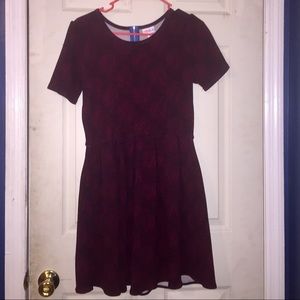 Medium LuLaRoe Amelia Dress