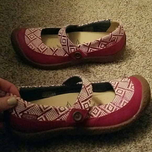 Keen slip-on shoes