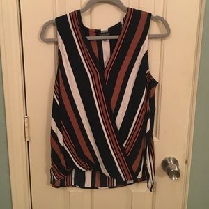 Sleeveless striped wines top