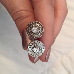 Super cute earrings!