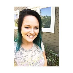 Meet your Posher, Samantha