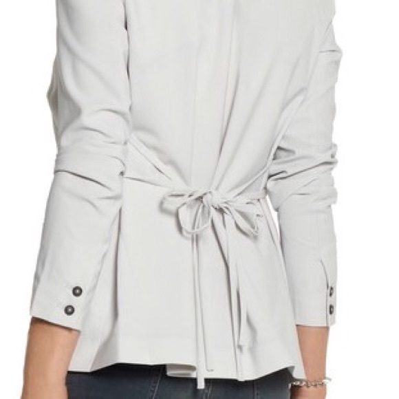 SOLD ~ ELIZABETH AND JAMES RAMSEY BLAZER ~ NWT - Picture 4 of 4