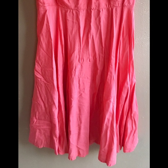 Dress - Picture 4 of 4