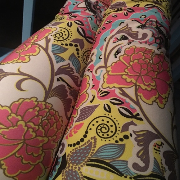 Capris - Picture 2 of 3
