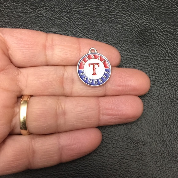 1 Texas Rangers Charm / Pendant