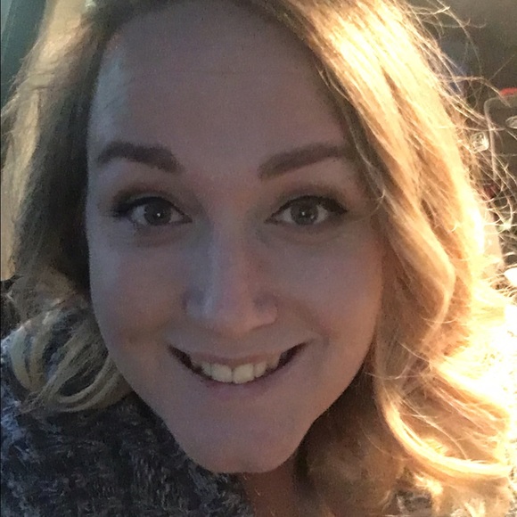 Meet your Posher, Shawna - Picture 1 of 1