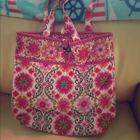 Vera Bradley Tote