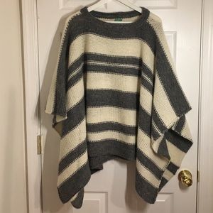 💸 Winter Sale 💸 United Colors of Benetton Poncho