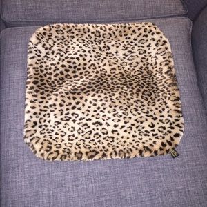 Faux fur leopard print pillowcase
