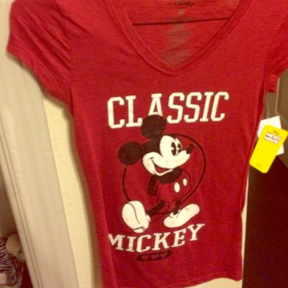 New with tags Mickey Mouse 🐭 Disney edition shirt