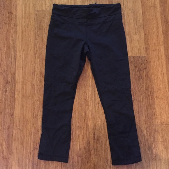 Lululemon inspire crop