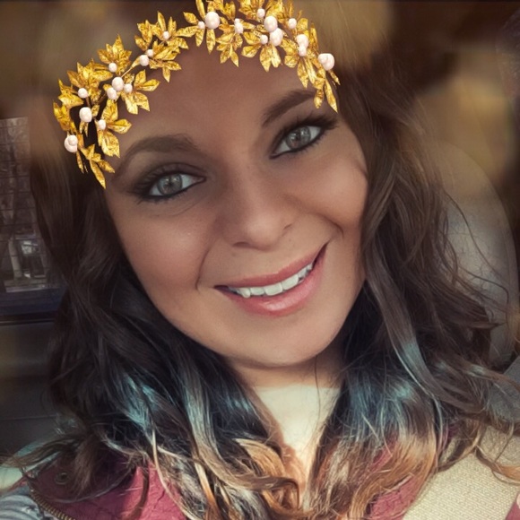 Meet your Posher, Ashley - Picture 1 of 1