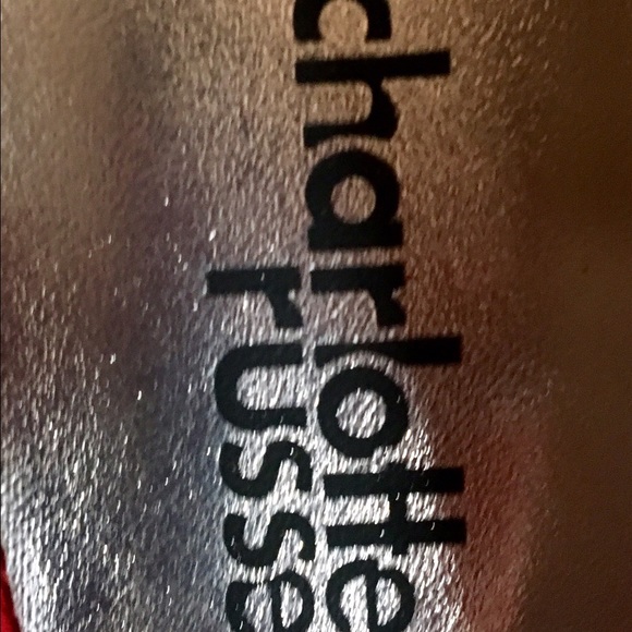 Heels - Picture 3 of 3