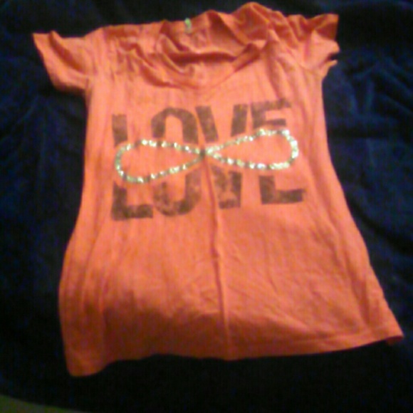 Love t shirt