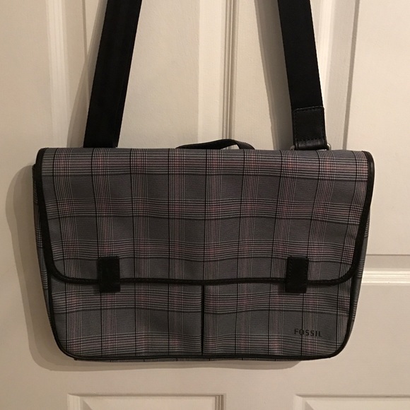 Fossil Messenger Bag
