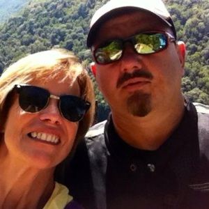 Meet your Posher, Robin