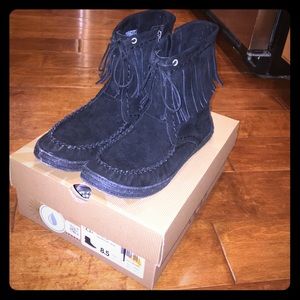 UGG KAYSA BOOTS