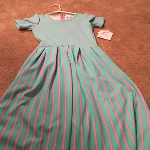 LuLaRoe Amelia