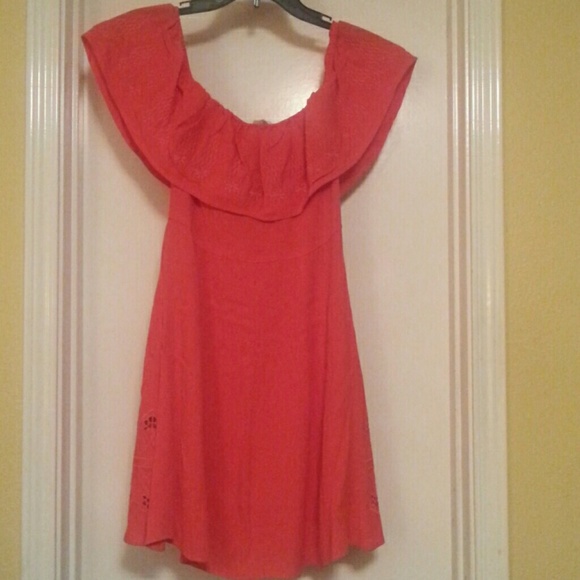 Dress - Picture 3 of 3