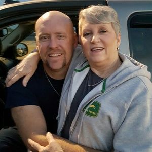 Meet your Posher, Debra