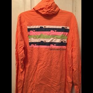 Vineyard vines hooded tee