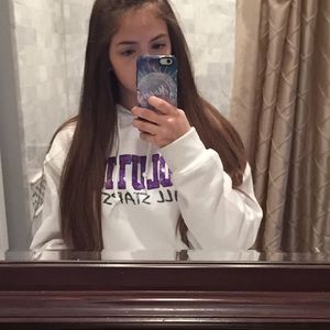 Meet your Posher, Sara