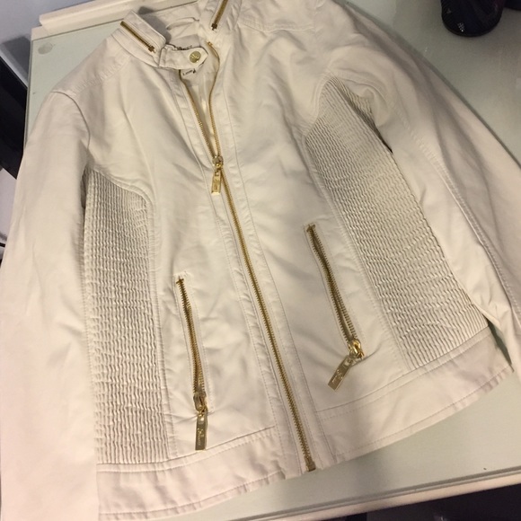 GUESS NWOT jacket