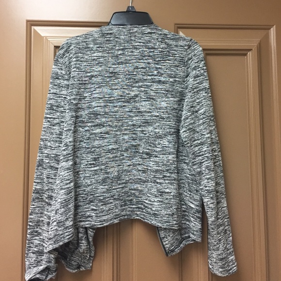 Cardigan bought in Sweden - Picture 2 of 2