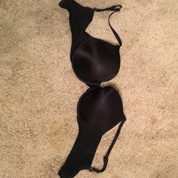 Victoria's Secret black bra 38DD