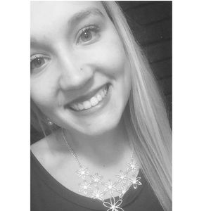 Meet your Posher, Savannah