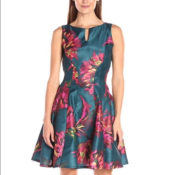 Julian Taylor Fit & Flare Gold Zipper Dress 12