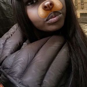 Meet your Posher, Diaka