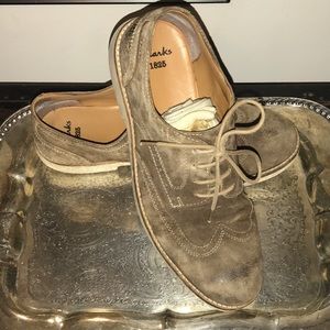 Clarks Suede Oxford Brogue