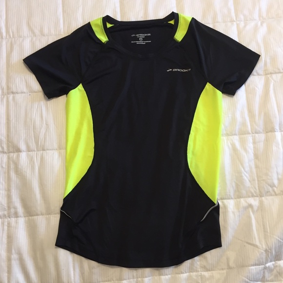 Brooks running shirt - Picture 1 of 3