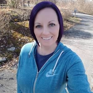 Meet your Posher, Alyson
