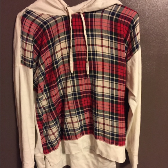 Plaid hooded sweatshirt! Size medium!