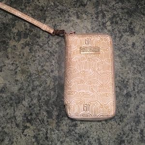 Lilly Pulitzer iPhone 6 wristlet