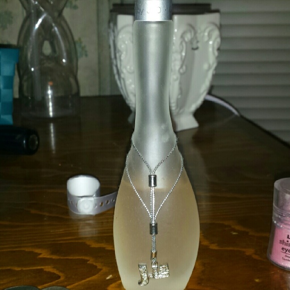 J lo Perfume