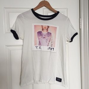 Taylor Swift 1989 Concert Tshirt
