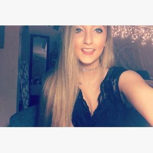 Meet your Posher, Lacey