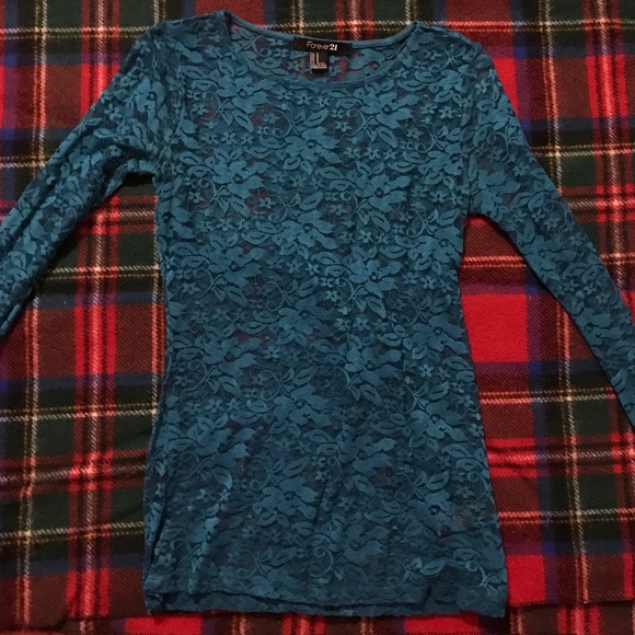 Women's Medium Lace Top
