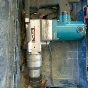 Makita