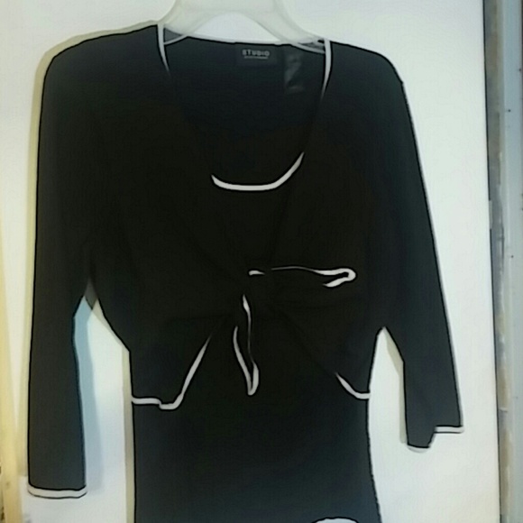liz claiborne cardigan sweater
