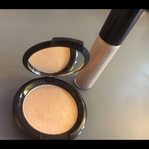 Becca Moonstone Highlighter -Powder and Cream