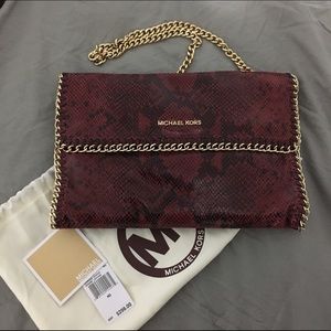 MICHAEL Michael Kors Oversize Chelsea Clutch Bag