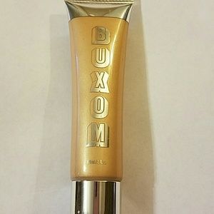 Buxom Divine Goddess Luminzer VENUS
