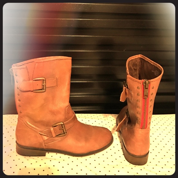Steve Madden half boot