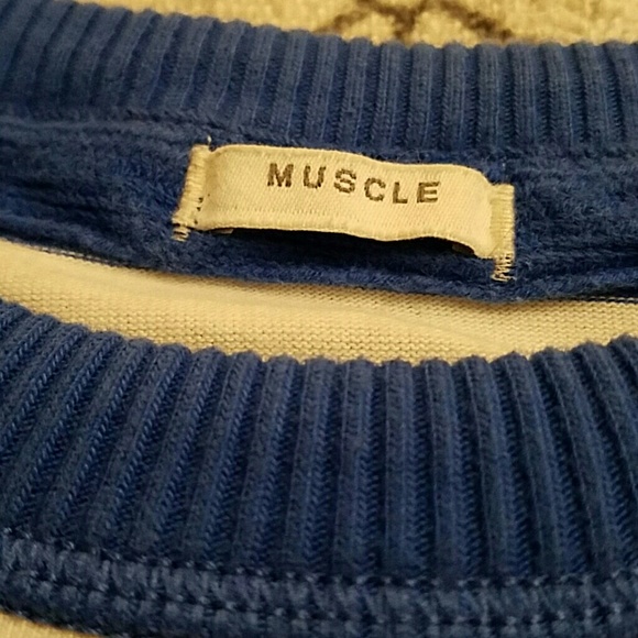 A & F - Long Sleeve Shirt - Picture 2 of 4