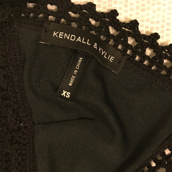 Kendall and Kylie festival top - Picture 2 of 3