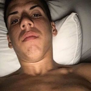 Meet your Posher, Adam j